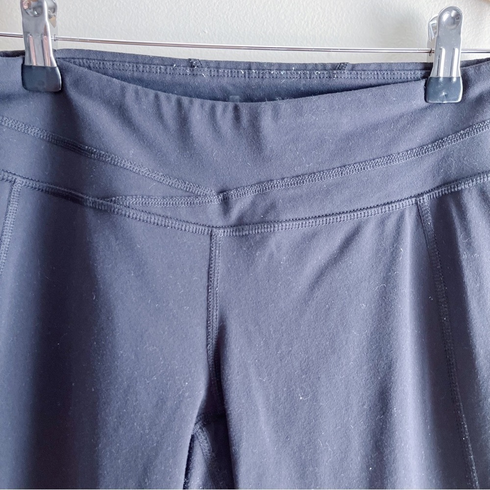 Lucy Mid-Rise‎ Capri Tight Leggings in Black, Cropped Yoga Pants, Size Small - Picture 3 of 9